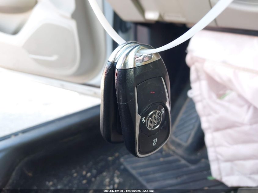 2018 Buick Regal Tourx VIN: W04GT8SX4J1156644 Lot: 43742190