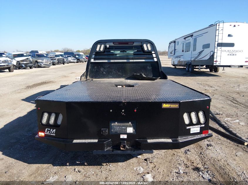 2022 Chevrolet Silverado 3500Hd Chassis Work Truck VIN: 1GB4YSEY7NF290587 Lot: 43742198