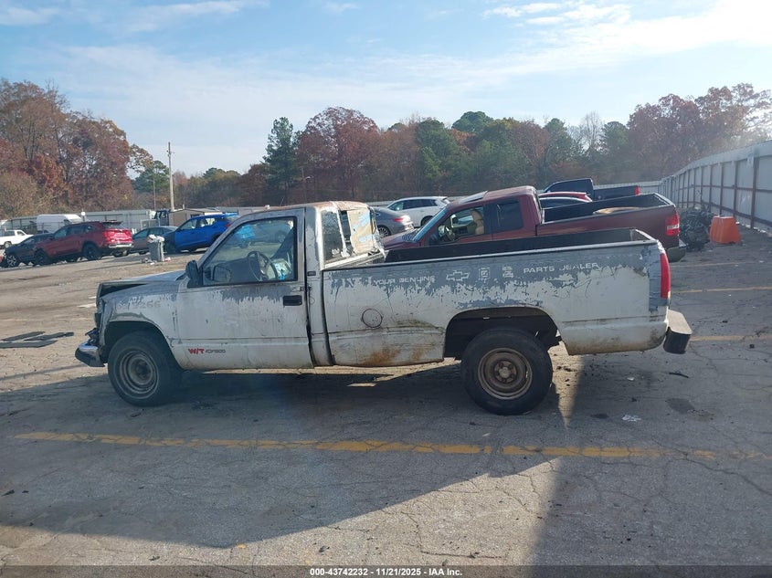 1992 Chevrolet Gmt-400 C1500 VIN: 1GCDC14Z6NE114599 Lot: 43742232