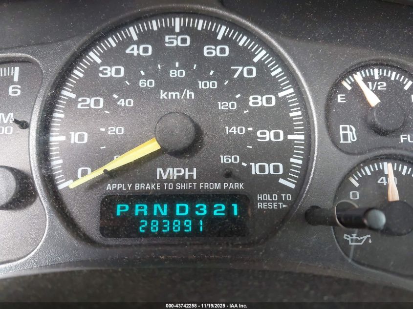 2001 Chevrolet Suburban 1500 Lt VIN: 1GNEC16T91J217280 Lot: 43742258