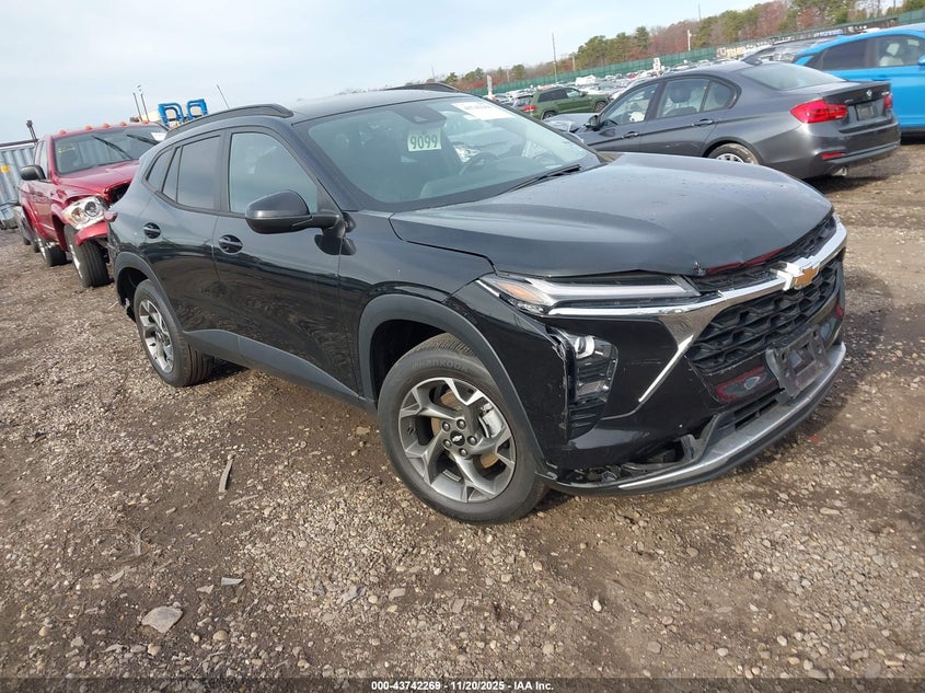 CHEVROLET TRAX FWD LT