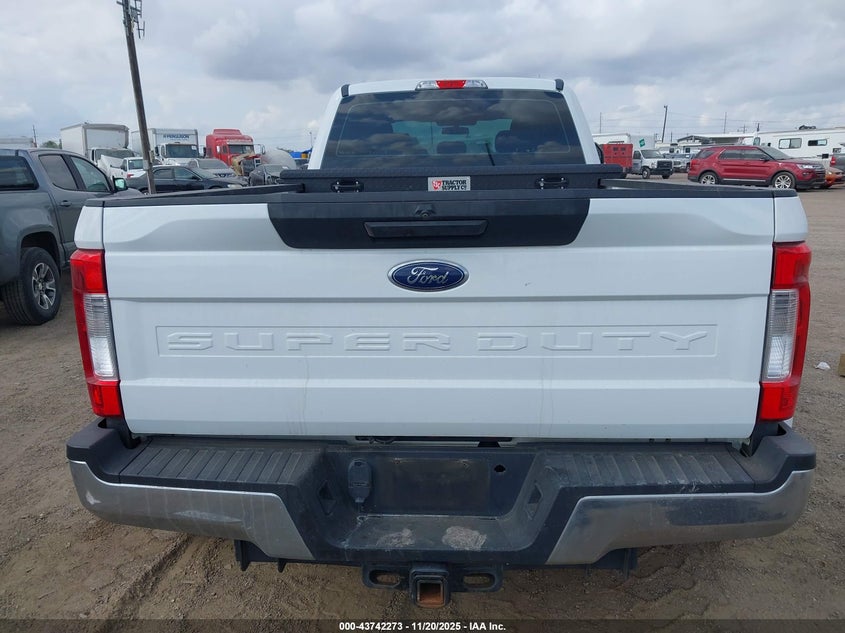 2017 Ford F-350 Xl VIN: 1FT8W3DT9HEF24558 Lot: 43742273