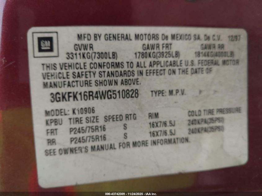 1998 GMC Suburban 1500 Sl VIN: 3GKFK16R4WG510828 Lot: 43742309