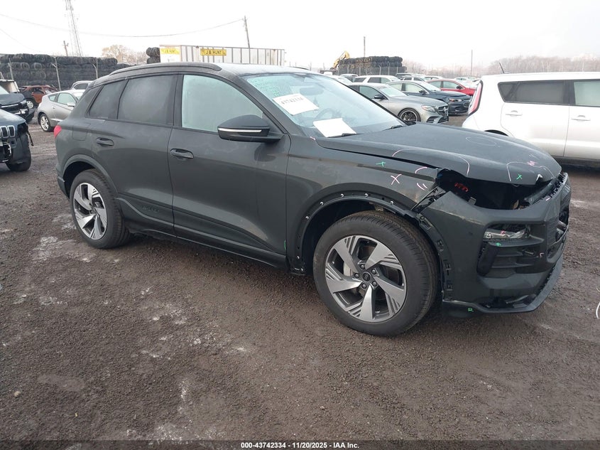 AUDI Q6 E-TRON PREMIUM PLUS QUATTRO