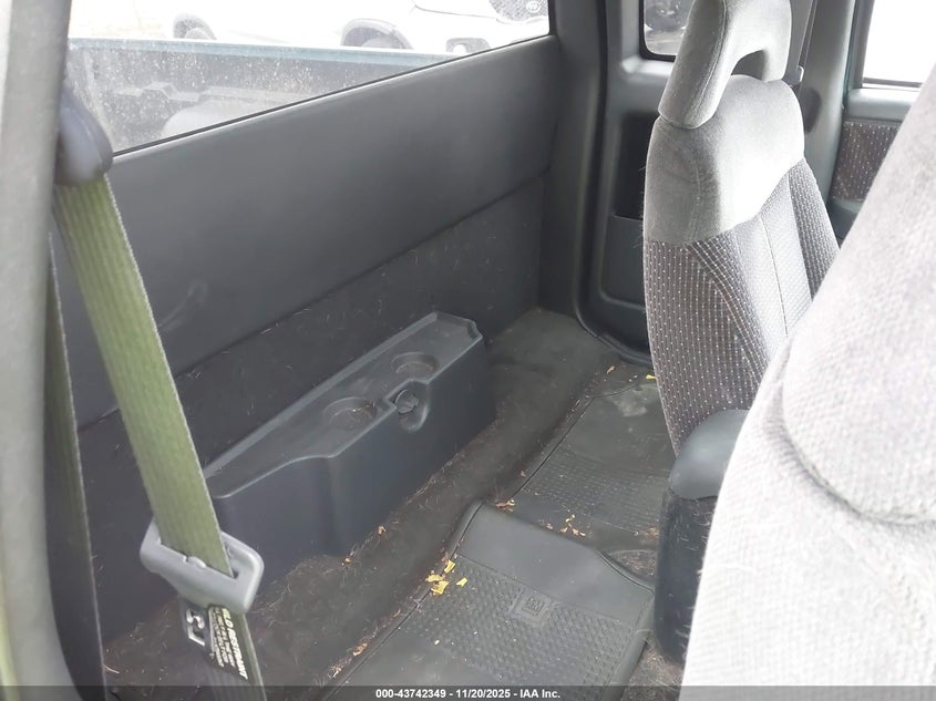 1997 GMC Sonoma Sls Wideside VIN: 1GTDT19X6V8520601 Lot: 43742349