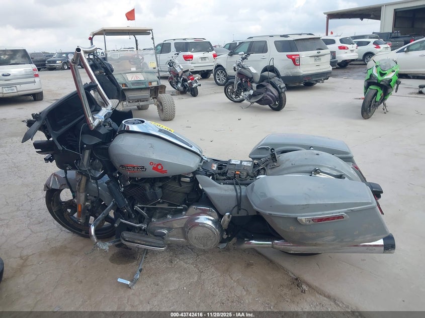 2024 Harley-Davidson Fltrx VIN: 1HD1KH713RB624967 Lot: 43742416