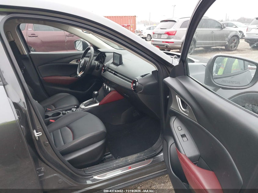 JM1DKFC7XJ1324575 2018 MAZDA CX-3 photo no. 5