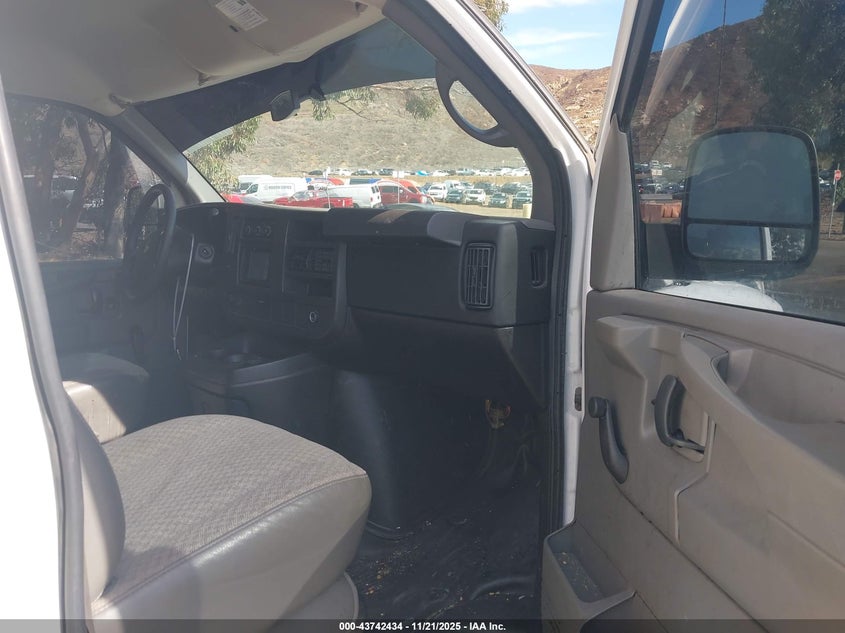 1GCSGAFX7D1174887 2013 CHEVROLET  photo no. 5