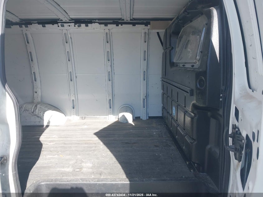 1GCSGAFX7D1174887 2013 CHEVROLET  photo no. 8