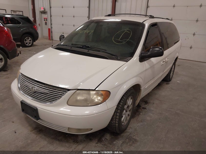 2C4GP54L91R199388 2001 CHRYSLER TOWN & COUNTRY photo no. 2