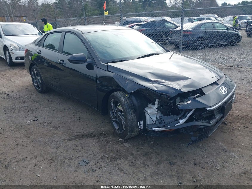 HYUNDAI ELANTRA SEL SPORT