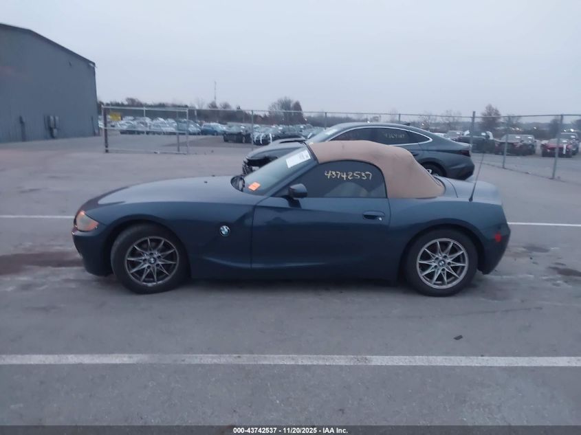 2004 BMW Z4 2.5I VIN: 4USBT33554LS49434 Lot: 43742537