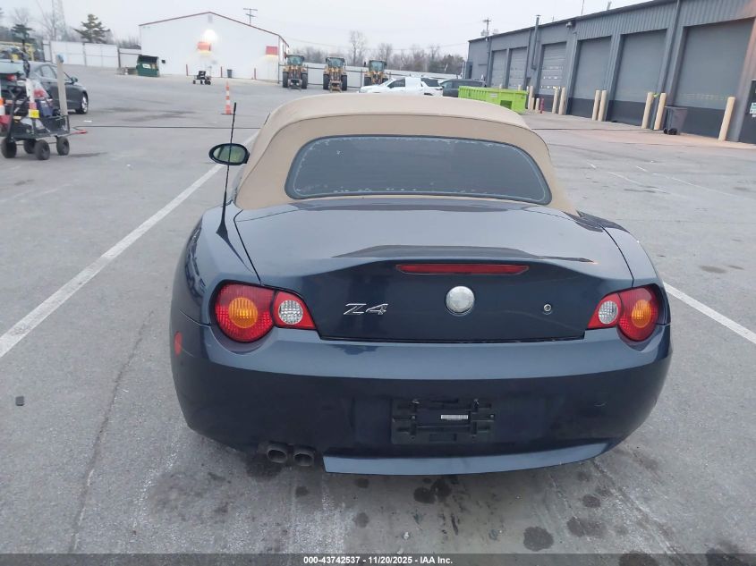 2004 BMW Z4 2.5I VIN: 4USBT33554LS49434 Lot: 43742537