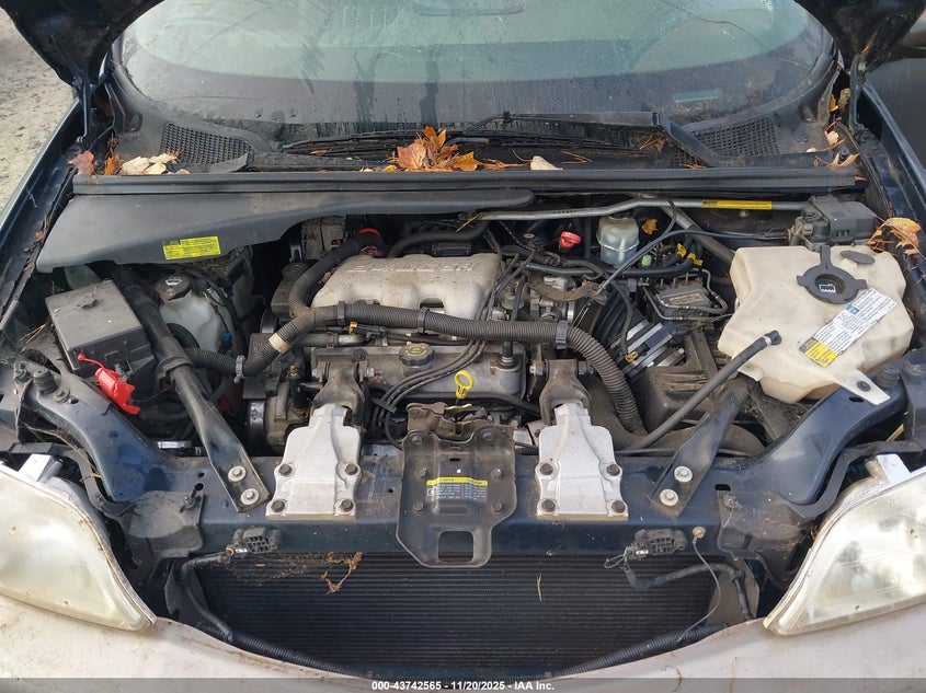 2002 Pontiac Montana M16 W/1Se Pkg. VIN: 1GMDX13E22D236747 Lot: 43742565