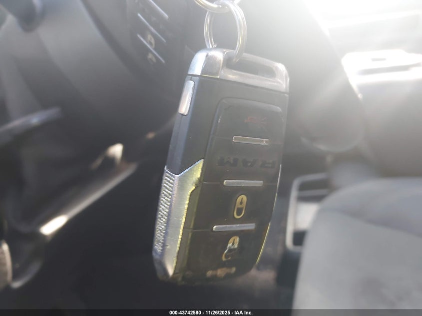 2019 Ram 1500 Big Horn/Lone Star 4X2 6'4 Box VIN: 1C6RREBG6KN827552 Lot: 43742580