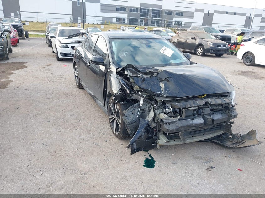 NISSAN SENTRA SR XTRONIC CVT