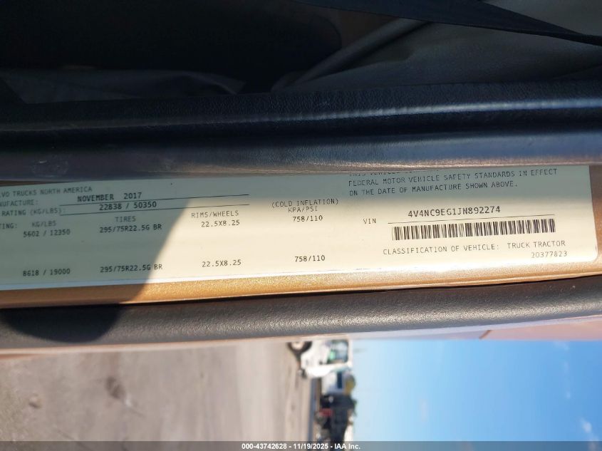2018 Volvo Vnl VIN: 4V4NC9EG1JN892274 Lot: 43742628