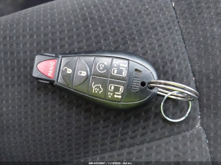 2016 Dodge Grand Caravan Sxt VIN: 2C4RDGCG9GR328241 Lot: 43742667