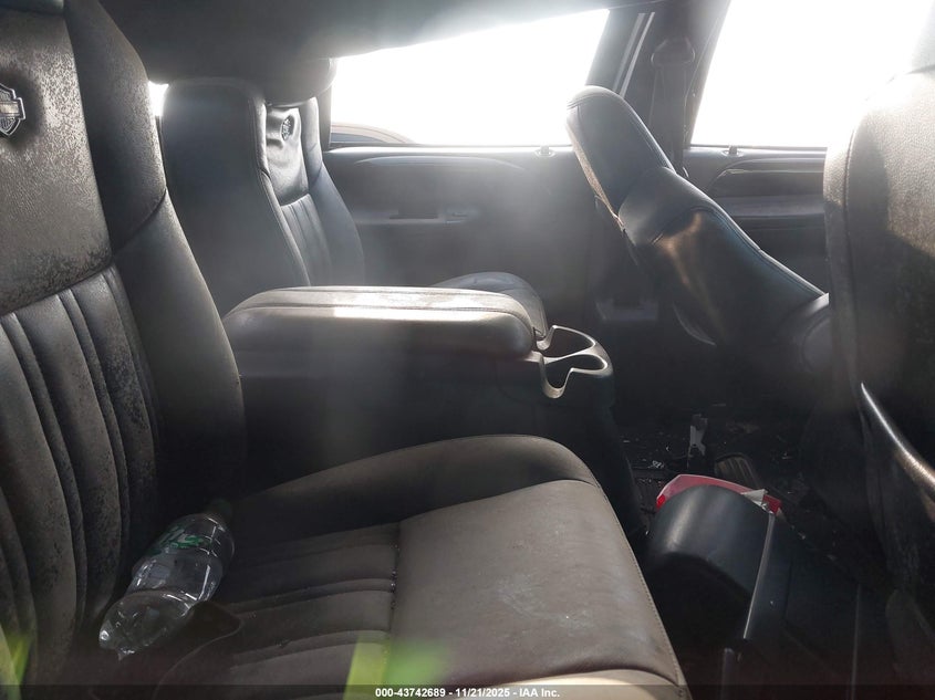 2004 Ford F-250 Lariat/Xl/Xlt VIN: 1FTNW21PX4EB74954 Lot: 43742689