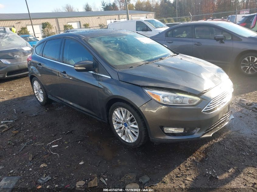 FORD FOCUS TITANIUM