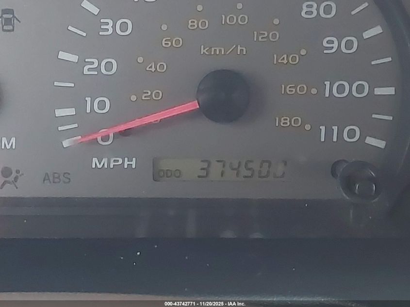 2003 Toyota Sequoia Sr5 V8 VIN: 5TDZT34A43S170396 Lot: 43742771