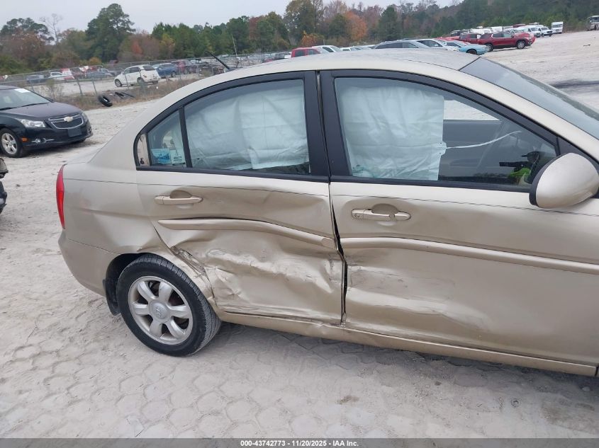 2007 Hyundai Accent Gls VIN: KMHCN46C17U119827 Lot: 43742773