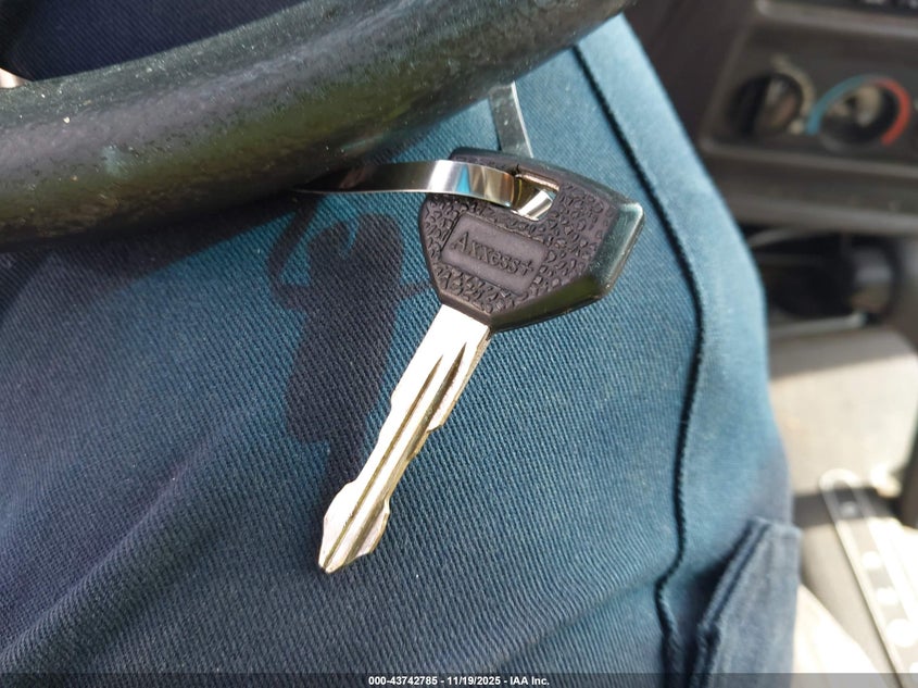 1997 Dodge Intrepid VIN: 2B3HD46T0VH523149 Lot: 43742785