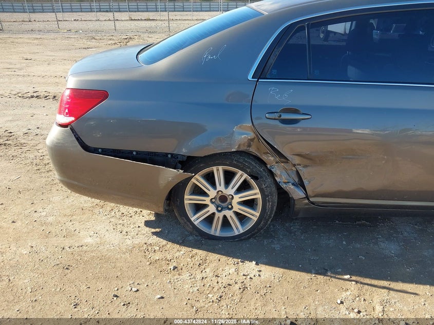 2007 Toyota Avalon Limited VIN: 4T1BK36B27U209252 Lot: 43742824