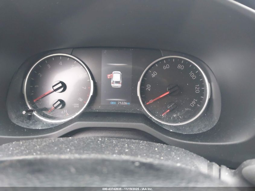 2019 Toyota Rav4 Xle VIN: JTMP1RFV1KD037072 Lot: 43742835