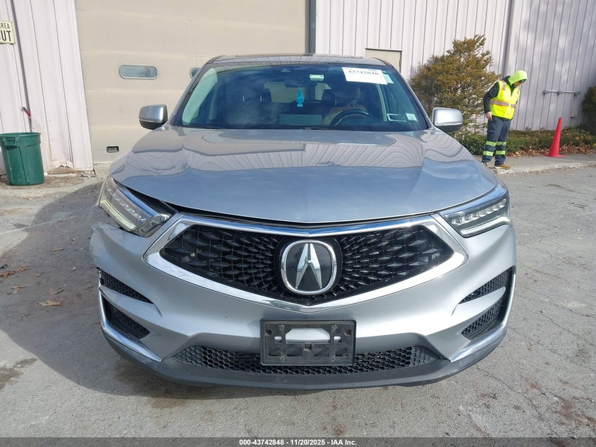 2019 Acura Rdx Technology Package VIN: 5J8TC2H52KL023752 Lot: 43742848