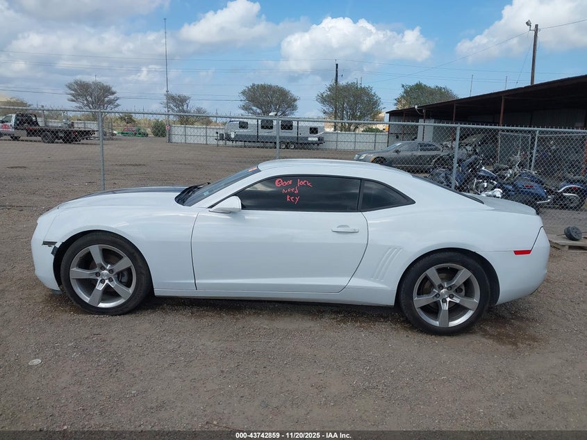 2013 Chevrolet Camaro 2Ls VIN: 2G1FA1E35D9199678 Lot: 43742859