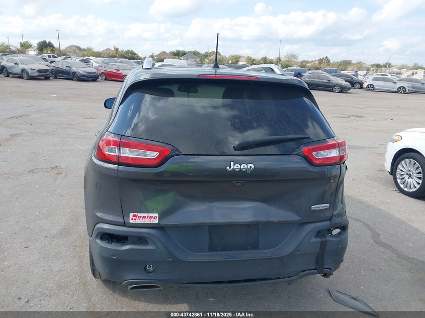 2017 Jeep Cherokee Latitude Fwd VIN: 1C4PJLCS7HW641469 Lot: 43742861