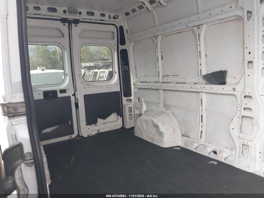 2020 Ram Promaster 2500 High Roof 159 Wb VIN: 3C6TRVDG5LE133699 Lot: 43742883