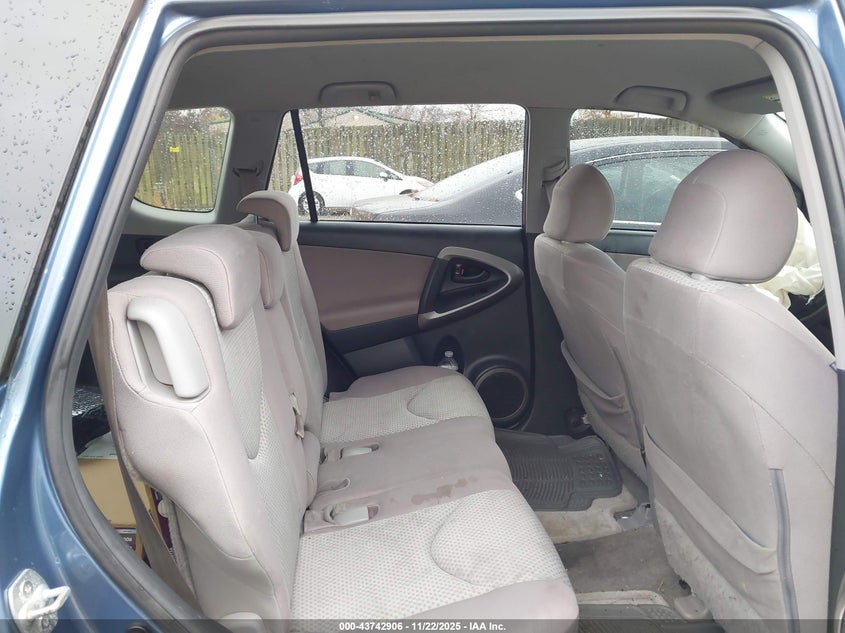 2007 Toyota Rav4 VIN: JTMBD33V775066600 Lot: 43742906