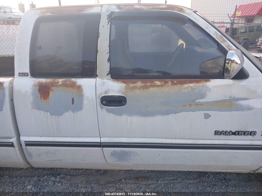 1996 Dodge Ram 1500 VIN: 3B7HC13Z1TG153299 Lot: 43742912