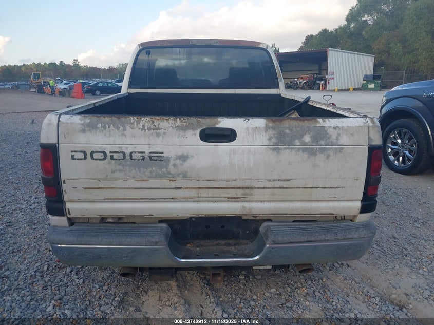 1996 Dodge Ram 1500 VIN: 3B7HC13Z1TG153299 Lot: 43742912