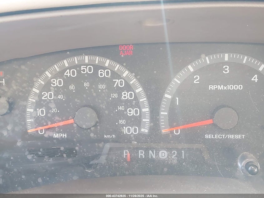 1999 Ford F-150 Lariat/Xl/Xlt VIN: 1FTRX08LXXKA54633 Lot: 43742925