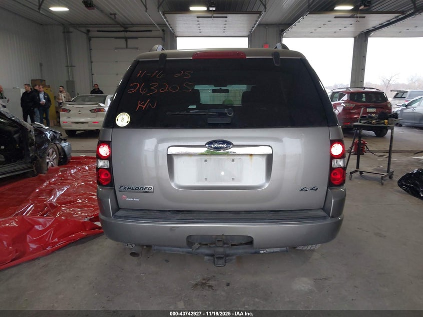 2008 Ford Explorer Xlt VIN: 1FMEU73828UB24081 Lot: 43742927
