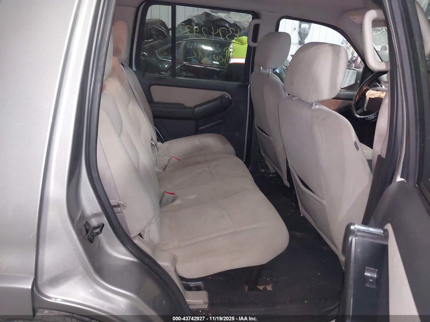 2008 Ford Explorer Xlt VIN: 1FMEU73828UB24081 Lot: 43742927