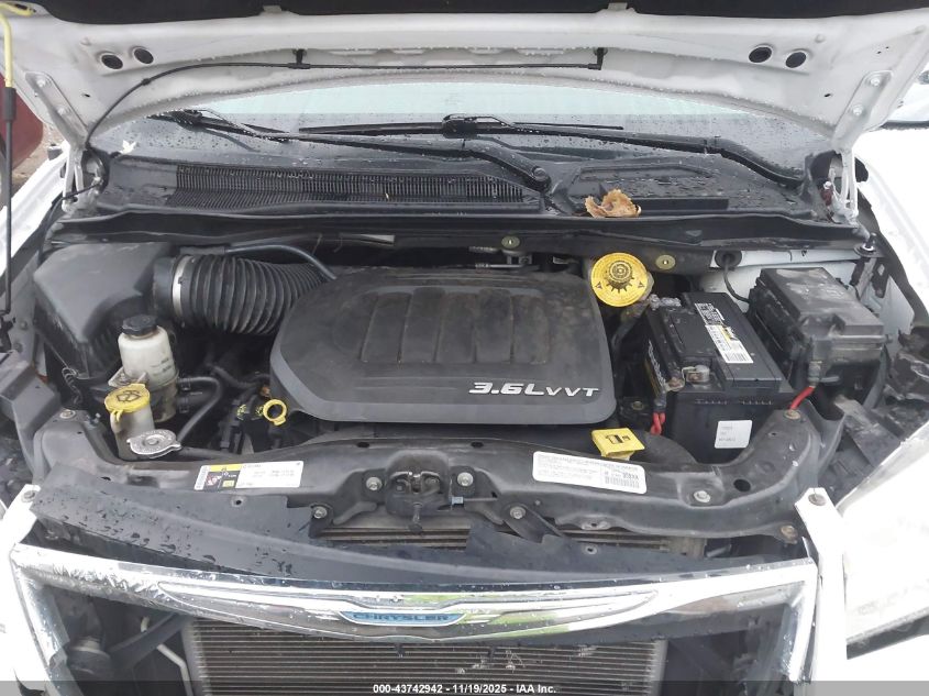 2014 Chrysler Town & Country Touring-L VIN: 2C4RC1CG9ER277093 Lot: 43742942