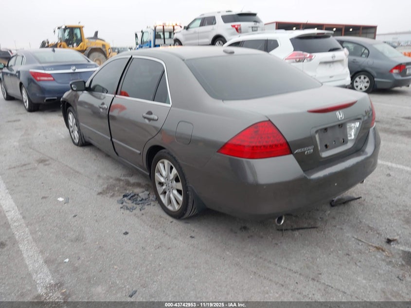 1HGCM66597A046648 2007 HONDA ACCORD photo no. 3