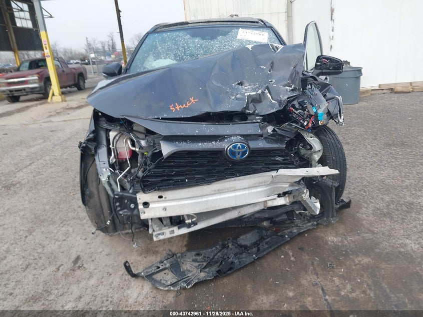 2023 Toyota Rav4 Hybrid Xse VIN: 4T3E6RFV2PU124465 Lot: 43742961