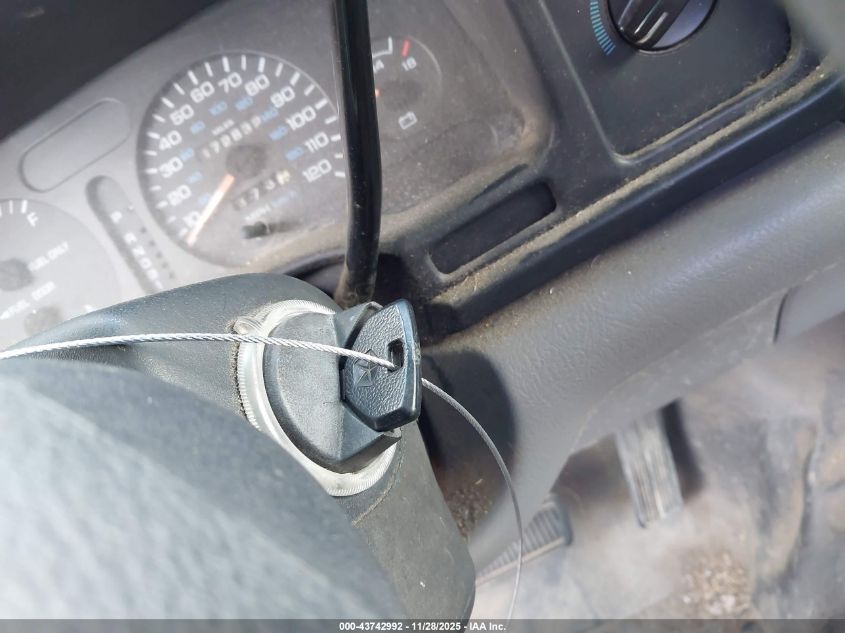 1996 Dodge Ram 1500 VIN: 1B7HC16X2TS662479 Lot: 43742992