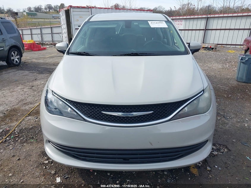 2017 Chrysler Pacifica Touring VIN: 2C4RC1DG0HR771006 Lot: 43742995