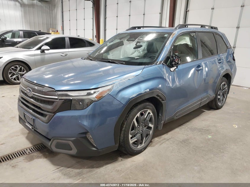 JF2SLDRC8SH540447 2025 SUBARU FORESTER photo no. 2