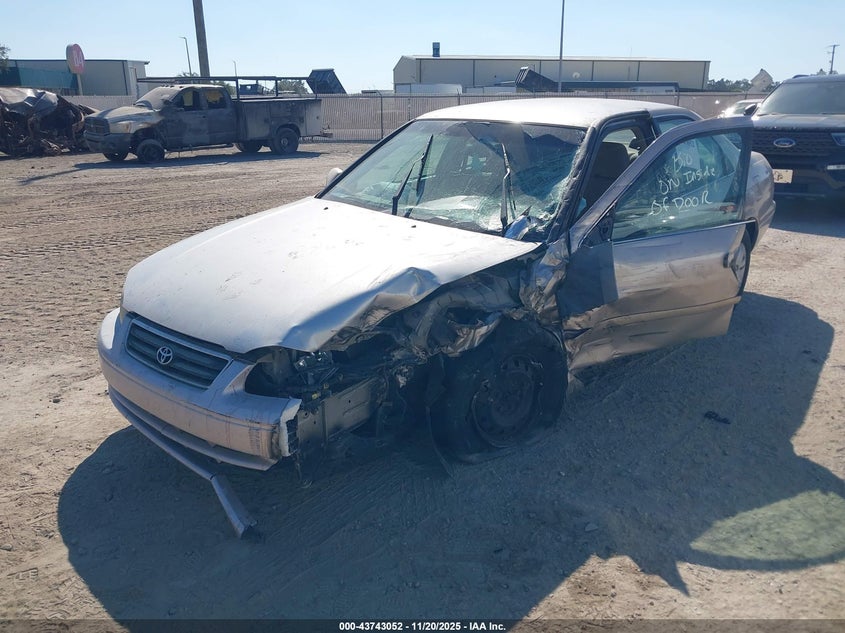 2000 Toyota Camry Le