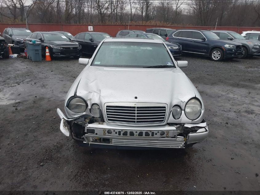 1998 Mercedes-Benz E 320 VIN: WDBJF65F5WA698271 Lot: 43743075
