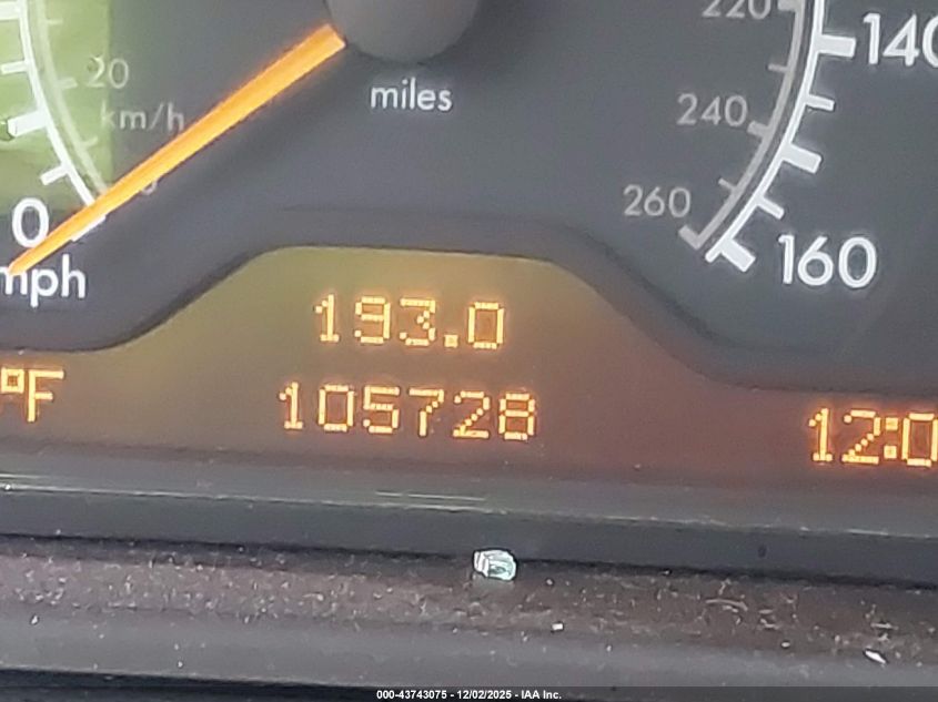 1998 Mercedes-Benz E 320 VIN: WDBJF65F5WA698271 Lot: 43743075