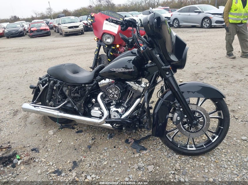 2012 Harley-Davidson Flhx Street Glide VIN: 1HD1KBM16CB639052 Lot: 43743088