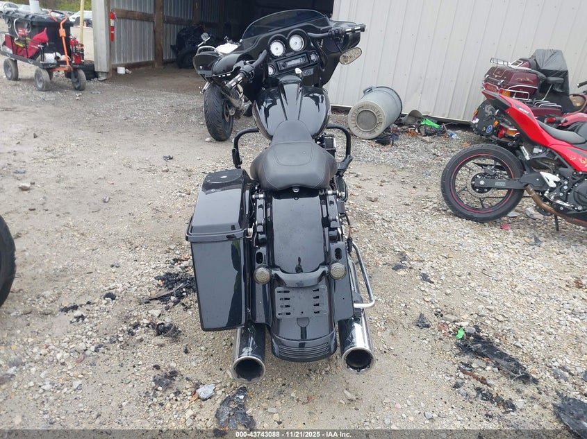 2012 Harley-Davidson Flhx Street Glide VIN: 1HD1KBM16CB639052 Lot: 43743088